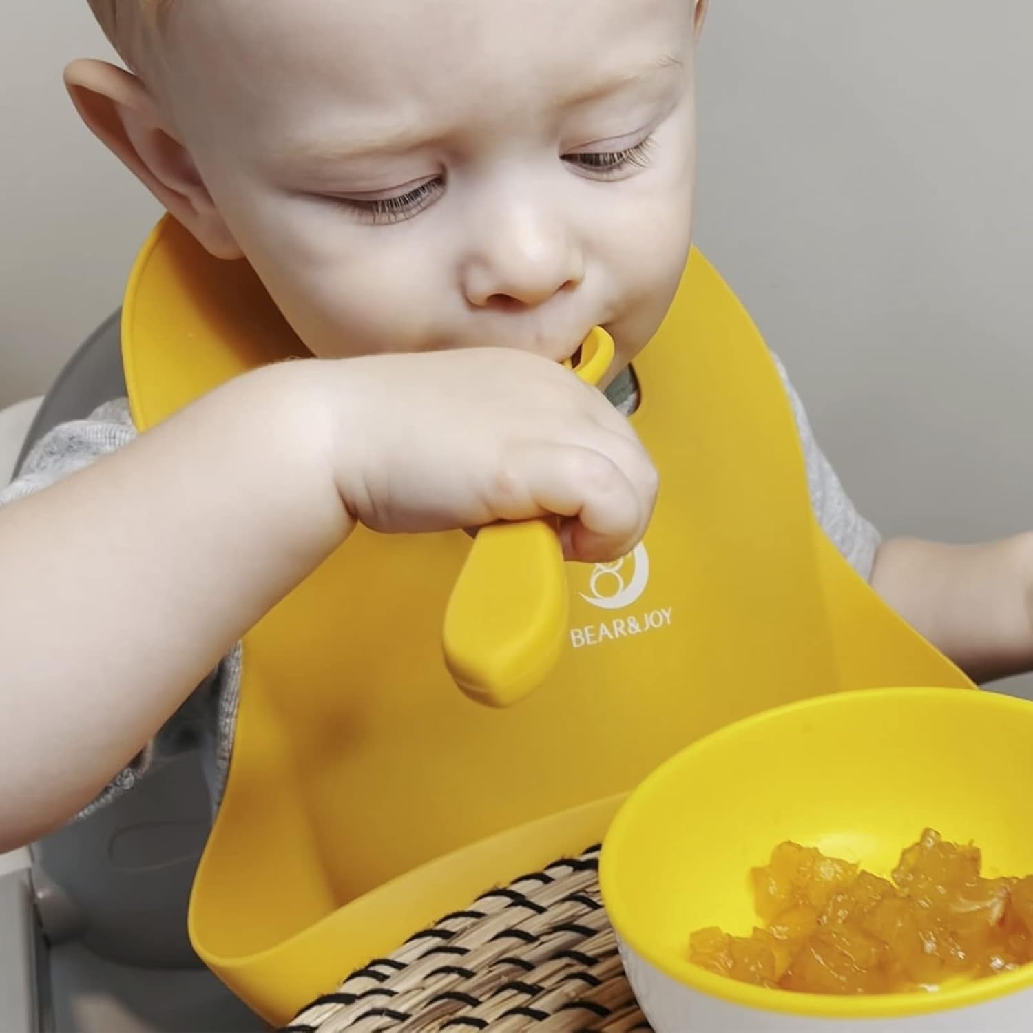 Silicone Bibs for Babies, Soft Adjustable Fit Waterproof Bibs, Feeding Bibs with Food Catcher Pockets for Girls Boys